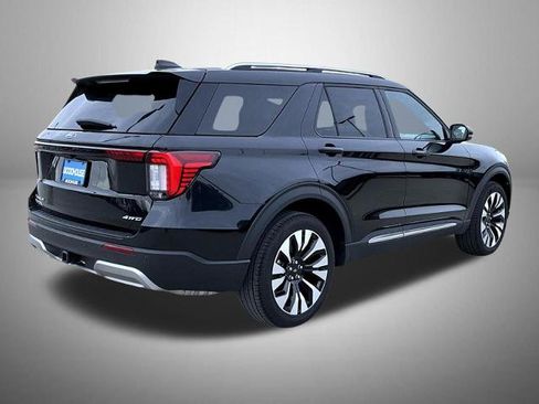 Certified 2025 Ford Explorer Platinum w/ LUX Leather Package AWD/4WD image 5