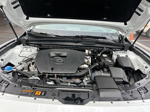 Used 2025 MAZDA CX-50 AWD 2.5 S w/ Premium Plus Pkg image 31