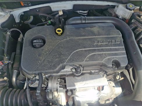 Used 2024 Chevrolet Malibu LT FWD image 28