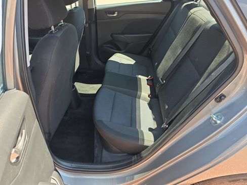 Used 2022 Hyundai Accent SE FWD image 7