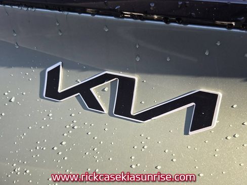 Used 2024 Kia Sportage X-Line w/ X-Line Premium Package AWD/4WD image 8