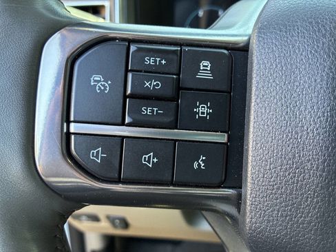 Used 2025 Ford F350 Platinum w/ Platinum Plus Package image 15