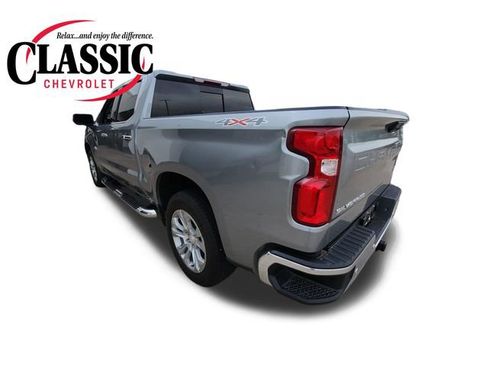 Used 2025 Chevrolet Silverado 1500 LTZ image 9