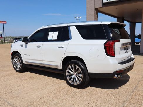 Used 2021 GMC Yukon Denali w/ LPO, Illumination Package AWD/4WD image 4