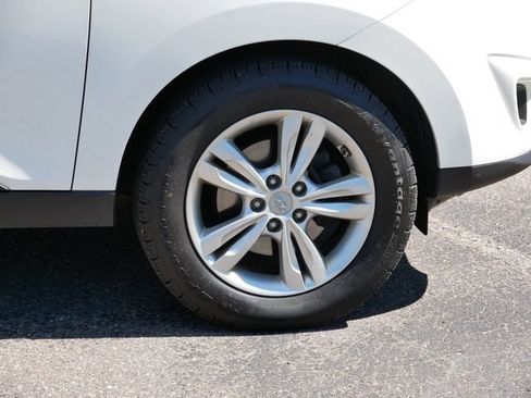 Used 2012 Hyundai Tucson GLS FWD image 7