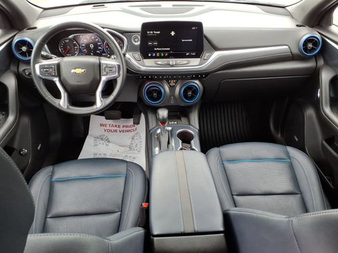 Used 2023 Chevrolet Blazer RS w/ Enhanced Convenience Package image 11