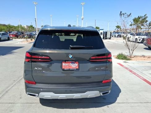 New 2026 BMW X5 xDrive40i w/ Off-Road Package AWD/4WD image 5
