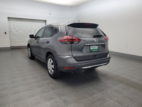 Used 2020 Nissan Rogue S FWD image 5