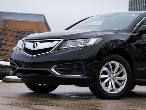 Used 2018 Acura RDX w/ Technology Package image 2