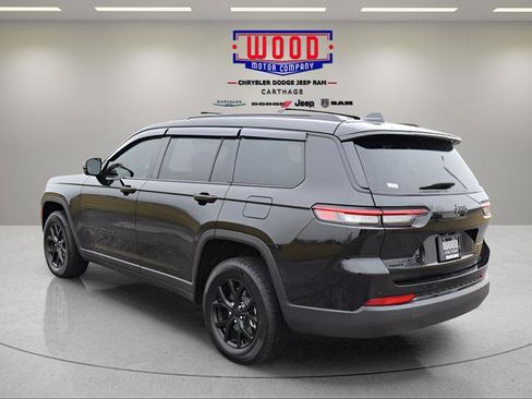 Used 2025 Jeep Grand Cherokee L Altitude image 5
