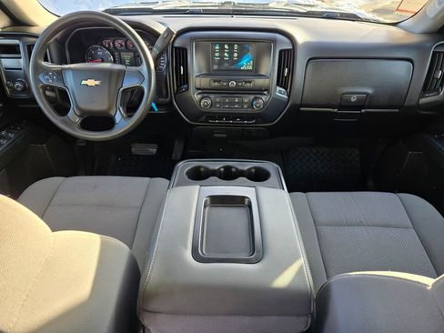 Used 2018 Chevrolet Silverado 1500 Custom w/ Custom Value Package image 2