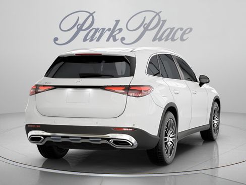 Certified 2026 Mercedes-Benz GLC 300 image 18