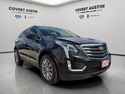 Used 2017 Cadillac XT5 Luxury w/ Driver Awareness Package FWD image 6