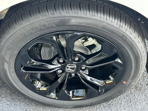 Certified 2025 Honda Accord SE image 13