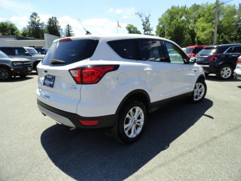 Used 2019 Ford Escape SE AWD/4WD image 5