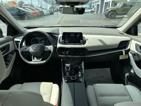 New 2026 Nissan Rogue SV AWD/4WD image 22