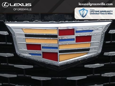 Used 2023 Cadillac XT6 Premium Luxury FWD image 34