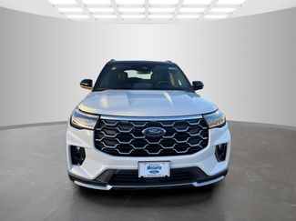 New 2026 Ford Explorer Platinum video 2