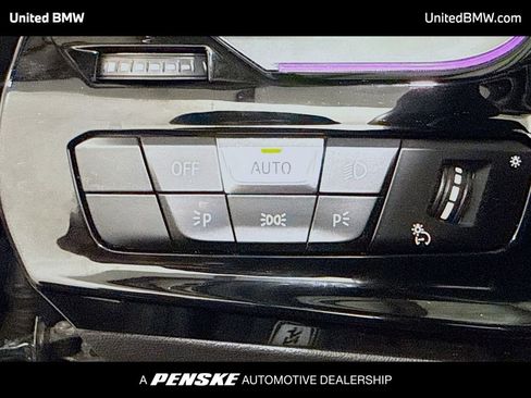 Used 2024 BMW Z4 sDrive30i w/ Premium Package image 17