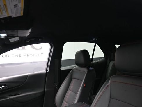 Used 2022 Chevrolet Equinox RS w/ LPO, Floor Liner Package image 17