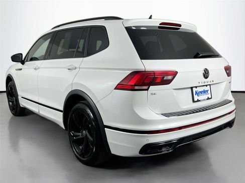 Used 2024 Volkswagen Tiguan SE R-Line image 4