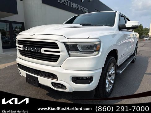 Used 2023 RAM 1500 Laramie AWD/4WD image 3