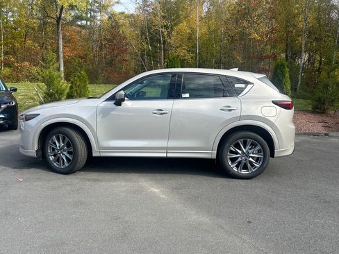 New 2025 MAZDA CX-5 AWD 2.5 S w/ Premium Plus Pkg image 2