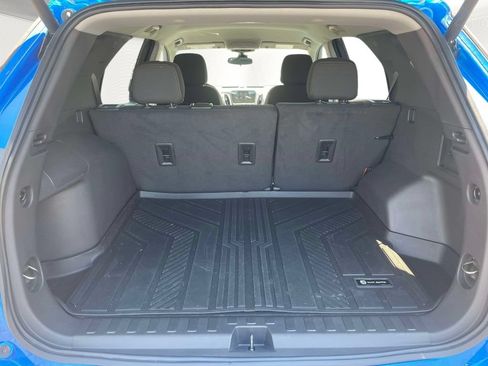 Used 2024 Chevrolet Equinox LT FWD image 10