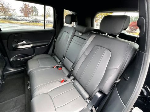 Used 2025 Mercedes-Benz GLB 250 w/ Exclusive Package image 22