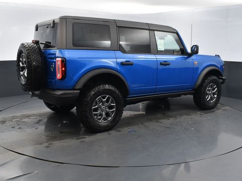 New 2025 Ford Bronco Badlands image 4