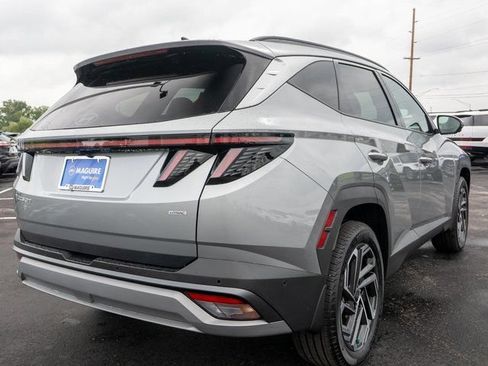 Used 2025 Hyundai Tucson Limited AWD/4WD image 6