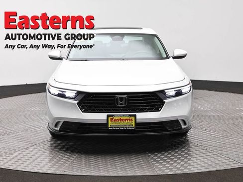 Used 2024 Honda Accord EX image 2