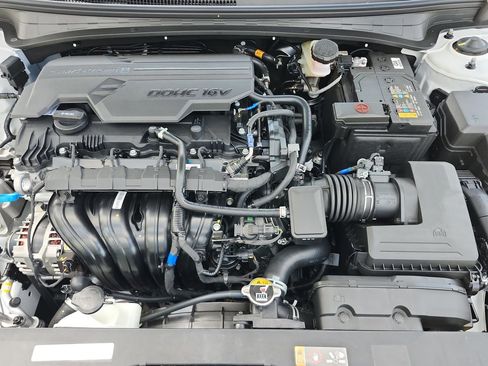 New 2026 Hyundai Elantra Sport FWD image 20