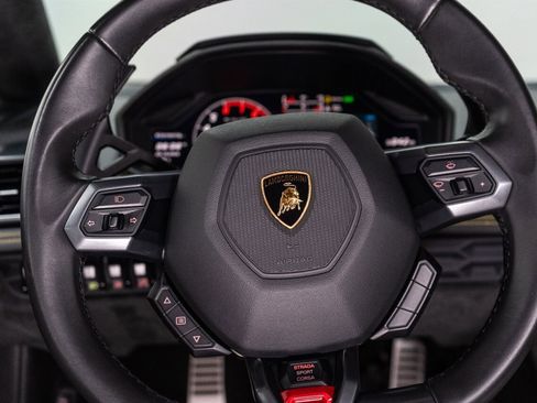 Used 2015 Lamborghini Huracan LP 610-4 AWD/4WD image 70