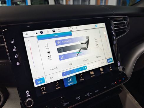 New 2026 Jeep Grand Wagoneer L Limited image 24