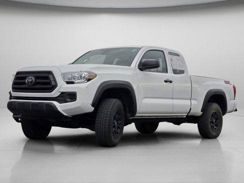 Used 2022 Toyota Tacoma SR image 19