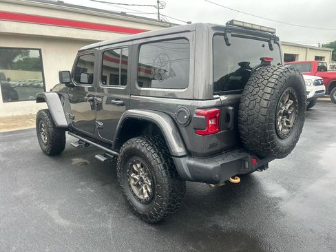 Used 2022 Jeep Wrangler Unlimited Rubicon w/ Trailer Tow Package AWD/4WD image 7