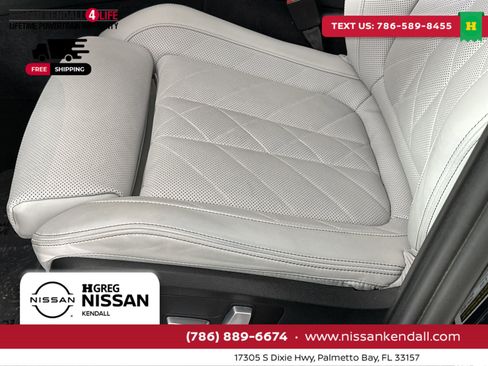 Used 2024 BMW X5 sDrive40i w/ Executive Package image 16