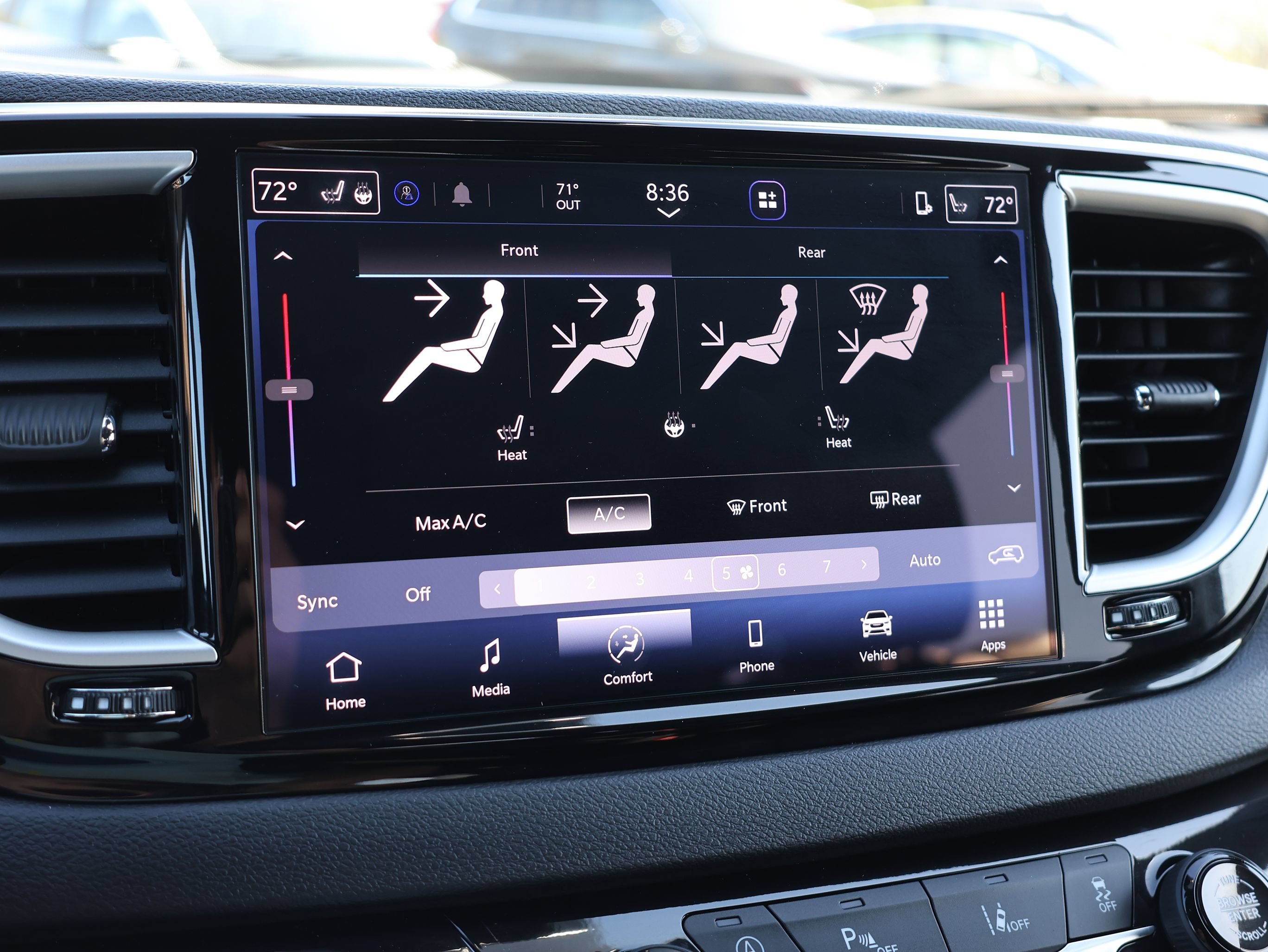 Used 2027 Chrysler Pacifica Select FWD image 43