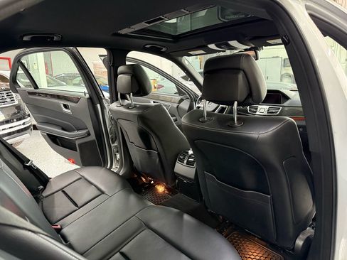 Used 2014 Mercedes-Benz E 350 4MATIC Sedan image 21