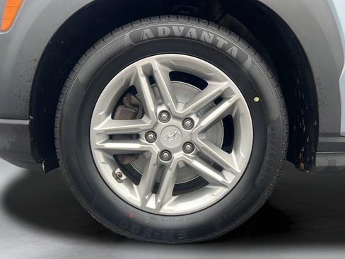 Used 2019 Hyundai Kona SE AWD/4WD image 9