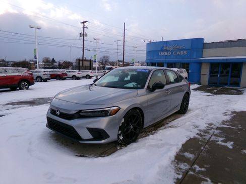 Certified 2024 Honda Civic Sport image 7