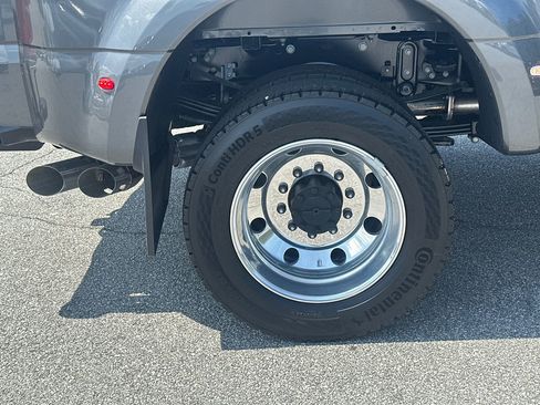 New 2026 Ford F450 XLT w/ 360-Degree Camera Package image 39