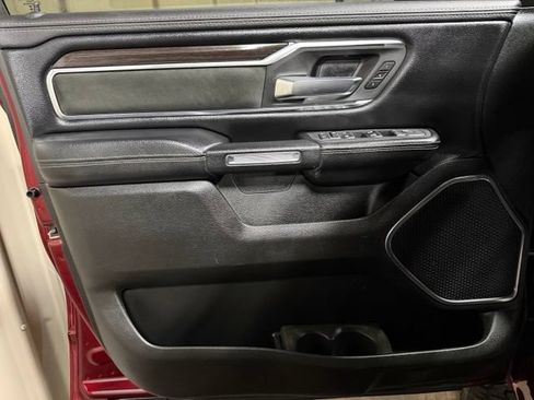 Used 2025 RAM 1500 Laramie AWD/4WD image 13