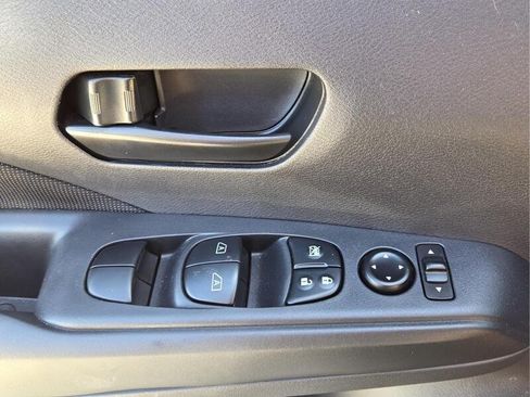 Used 2024 Nissan Kicks S FWD image 21