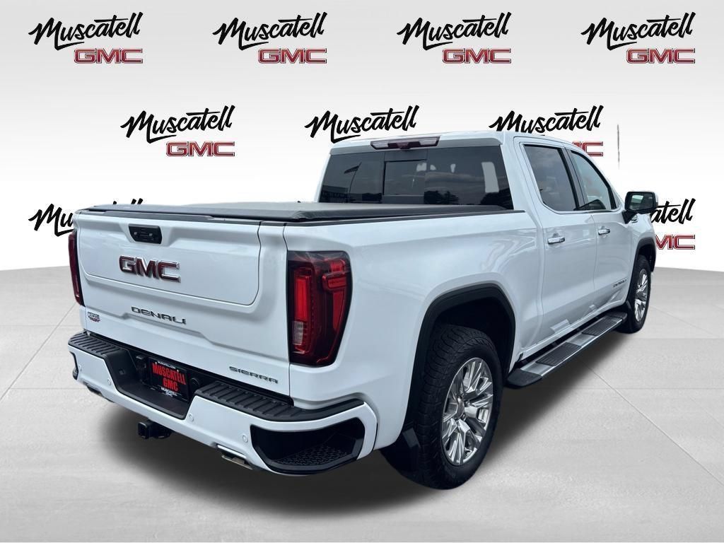 Used 2024 GMC Sierra 1500 Denali w/ Technology Package AWD/4WD image 3