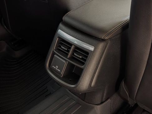 Used 2019 Chevrolet Impala Premier FWD image 34