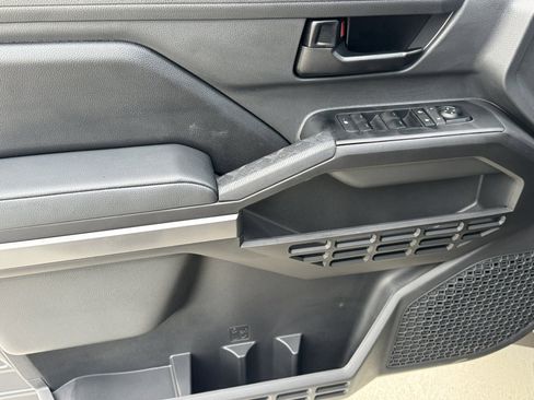 New 2025 Toyota Tacoma SR5 image 18