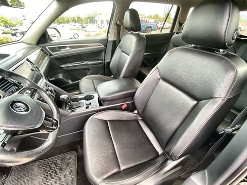 Used 2018 Volkswagen Atlas SEL AWD/4WD image 11