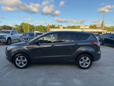 Used 2016 Ford Escape SE image 6